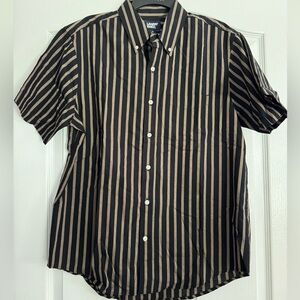 Men's Traditional Fit Short Sleeve Essential Lightweight